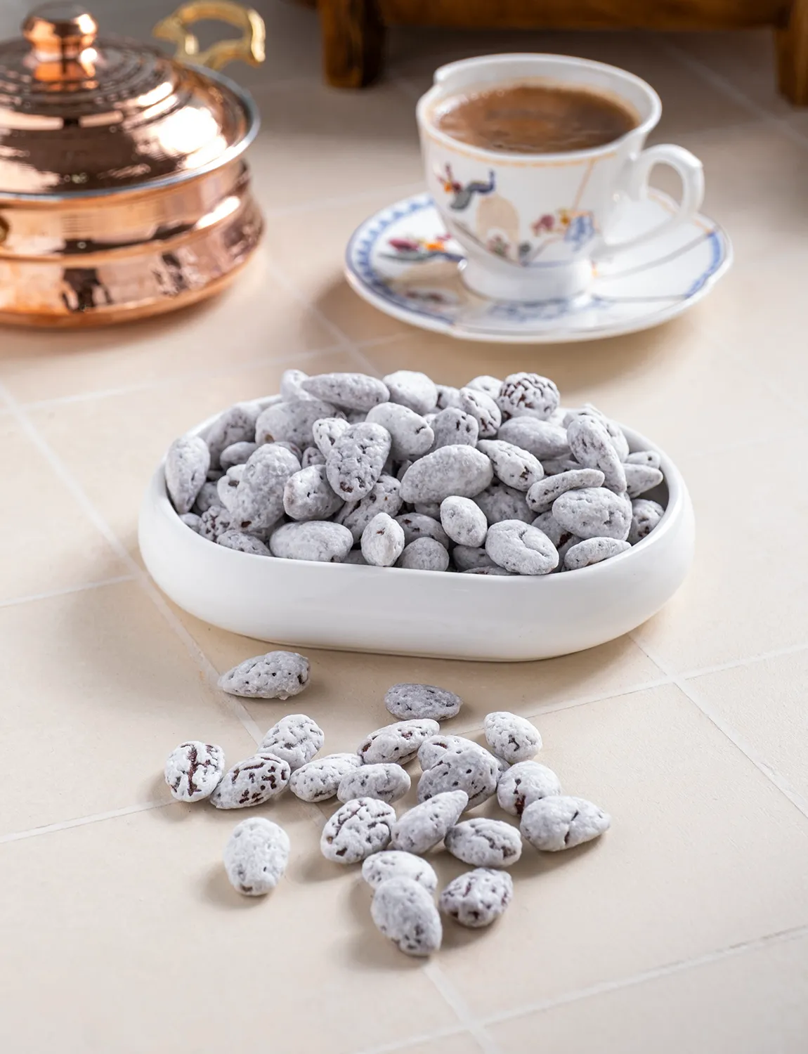 Pancar Şekerli Serpme Badem Şekeri